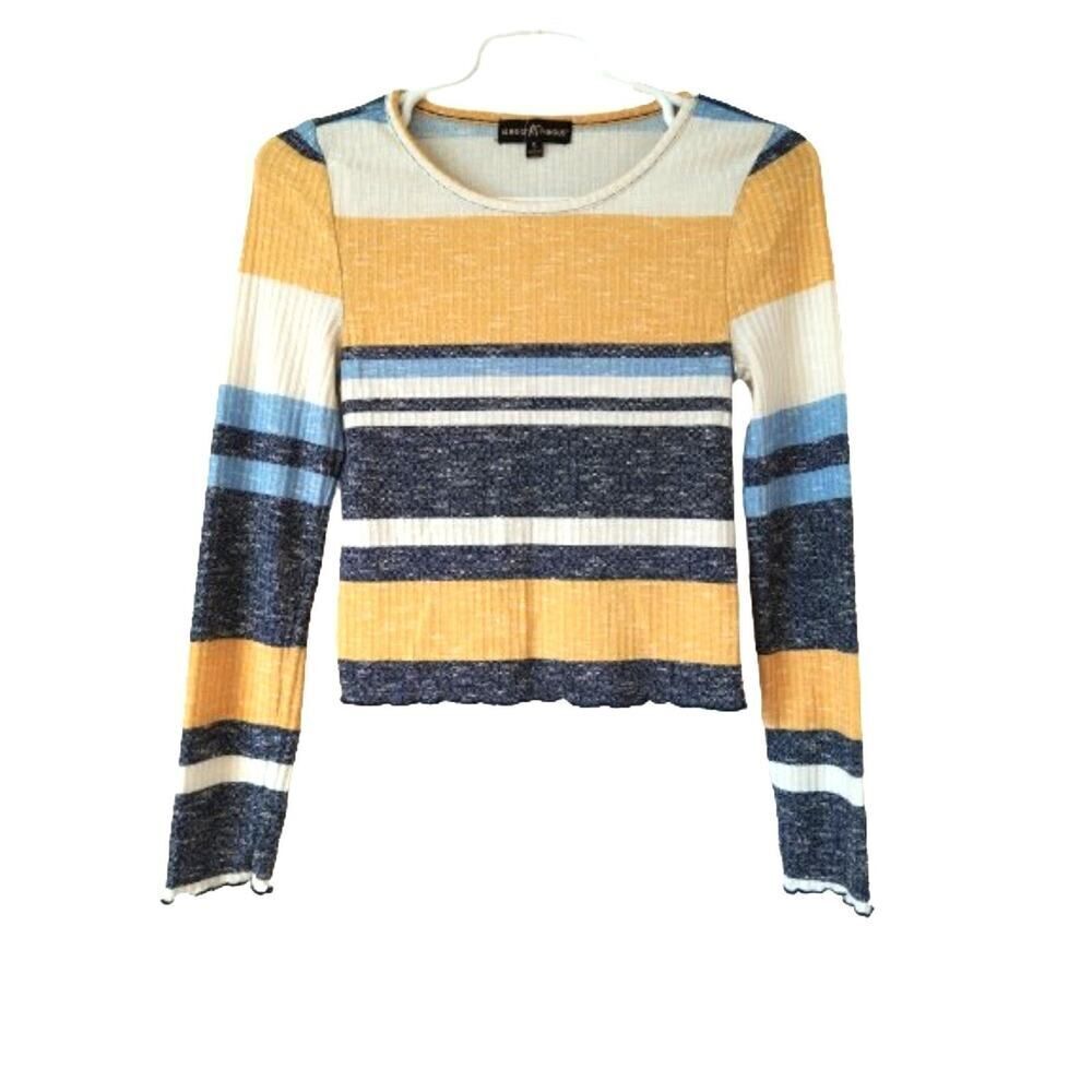 Almost Famous yellow long sleeve short crew neck sweatshirt S